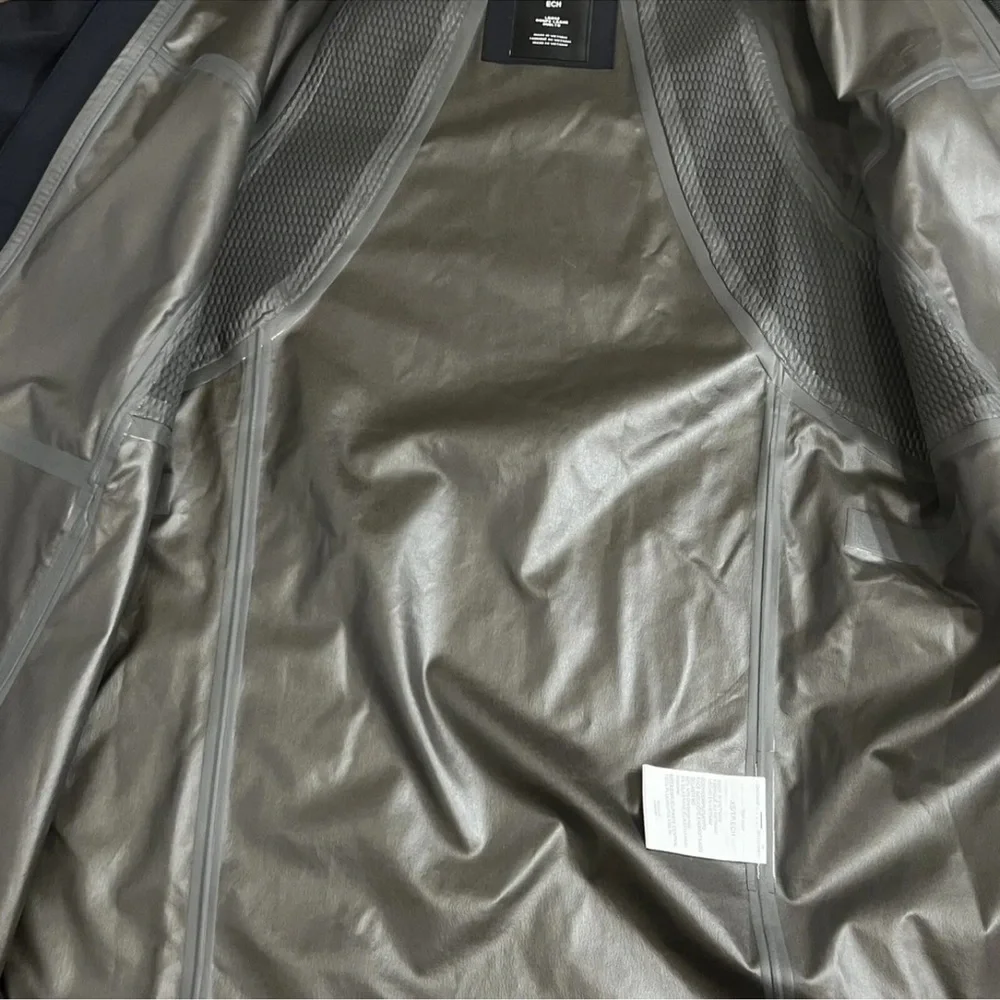 New GORE-TEX Under Armour Storm Golf‎ Rain Jacket